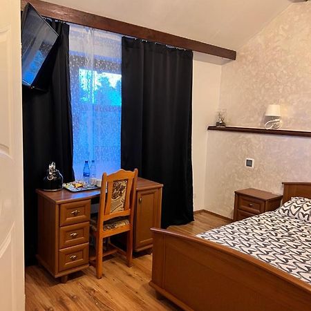 Homies Inn Celiny  Ngoại thất bức ảnh